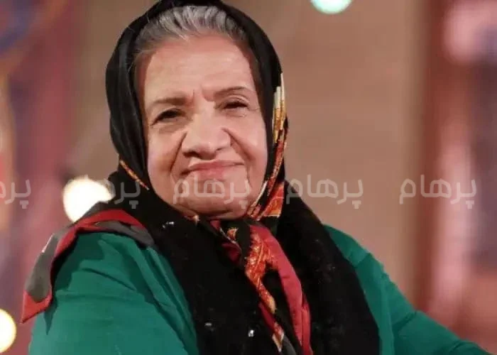 گیتی معینی بازیگر گیتی معینی